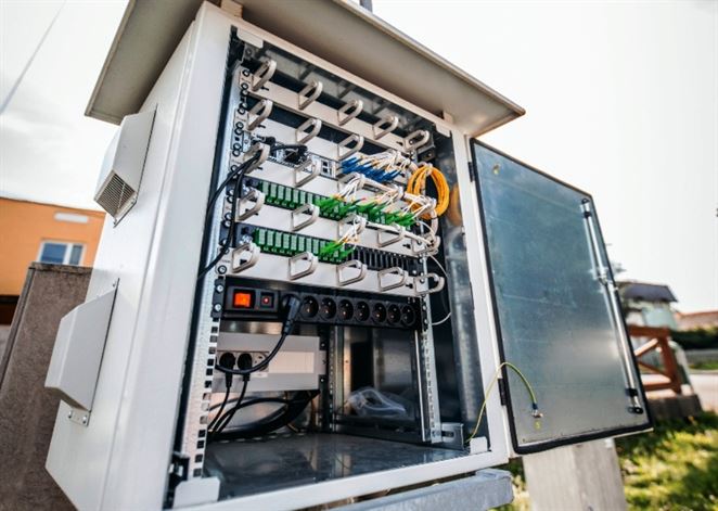 Budúcnosť energetickej efektívnosti je v prepojení energetickej a telekomunikačnej infraštruktúry